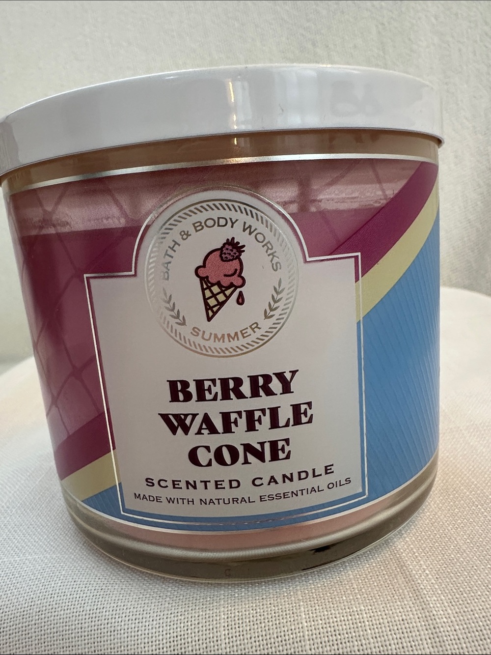 Bath & Body Works Berry Waffle Cone 3 wick Candle NWT